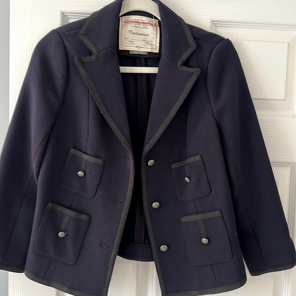 Navy short blazer with trim